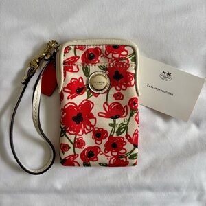 Coach Poppy Floral Wristlet